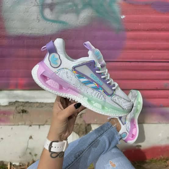 Adidas SL 3